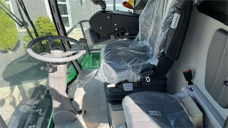 Deutz-fahr C7206 With 24feed - 7.2m header. New and unused Co - 목초수확기 : 사진 3 Deutz-fahr C7206 With 24feed - 7.2m header. New and unused Co - 목초수확기 : 사진 3