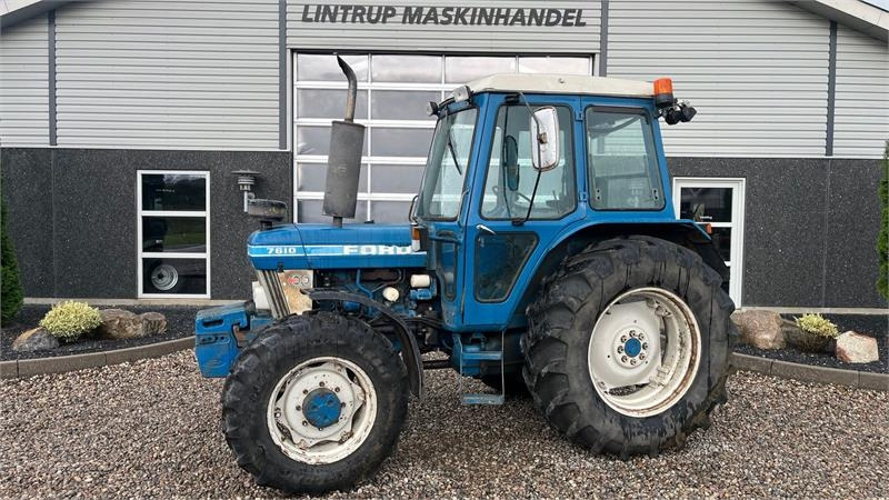 Ford 7610 - 장궤형 트랙터 : 사진 1 Ford 7610 - 장궤형 트랙터 : 사진 1