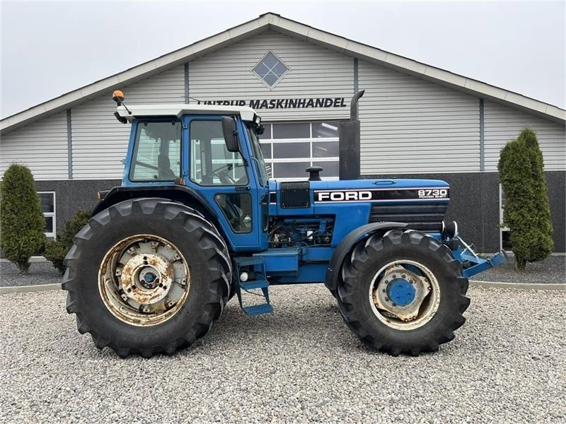 Ford 8730 nye dæk og med frontlift. En rigtig Herregår - 장궤형 트랙터 : 사진 2 Ford 8730 nye dæk og med frontlift. En rigtig Herregår - 장궤형 트랙터 : 사진 2