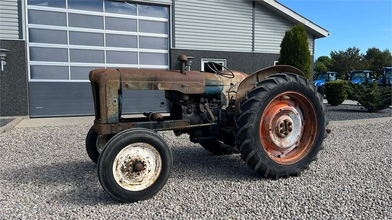 Fordson Major Motoren mangler, men mange god dele. - 장궤형 트랙터 : 사진 2 Fordson Major Motoren mangler, men mange god dele. - 장궤형 트랙터 : 사진 2