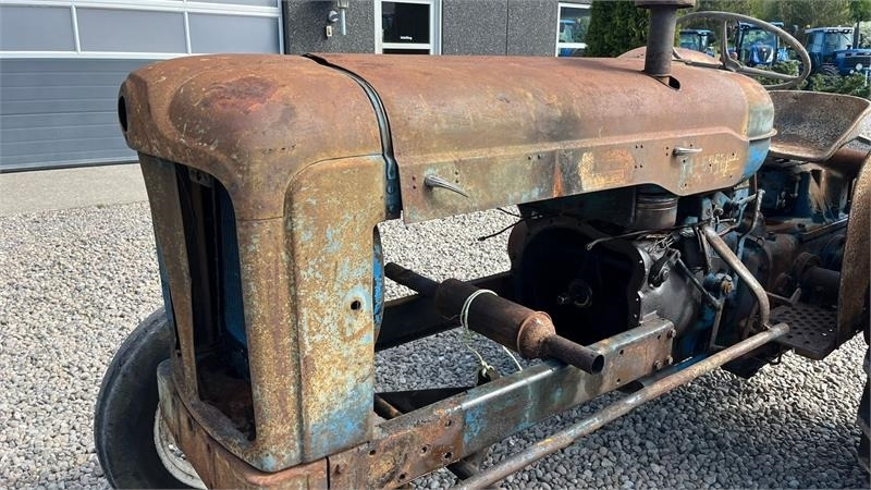 Fordson Major Motoren mangler, men mange god dele. - 장궤형 트랙터 : 사진 4 Fordson Major Motoren mangler, men mange god dele. - 장궤형 트랙터 : 사진 4