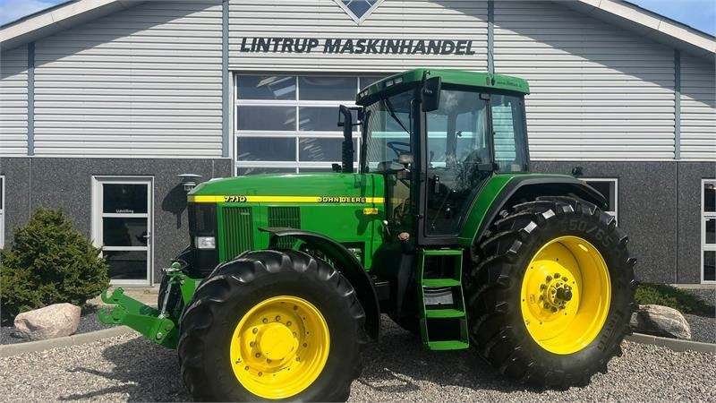 John Deere 7710 8.1L motor, store hjul og frontlift. En ejere - 장궤형 트랙터 : 사진 1 John Deere 7710 8.1L motor, store hjul og frontlift. En ejere - 장궤형 트랙터 : 사진 1