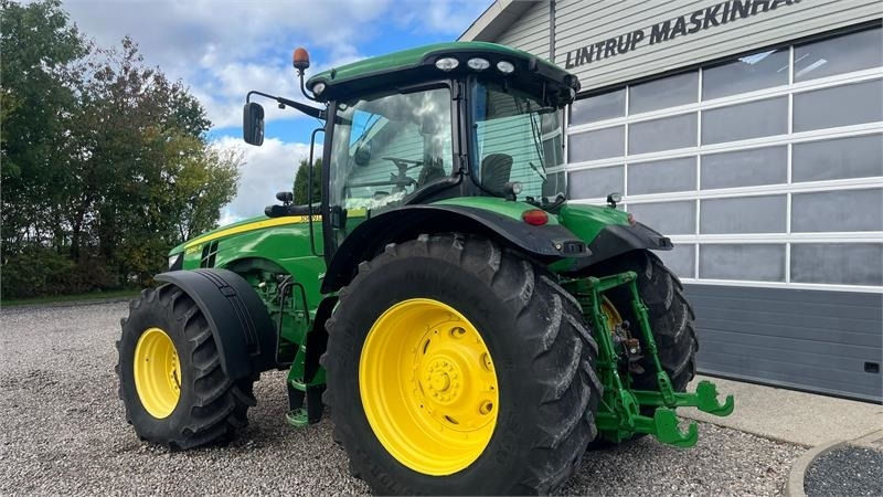John Deere 8260R - 장궤형 트랙터 : 사진 3 John Deere 8260R - 장궤형 트랙터 : 사진 3