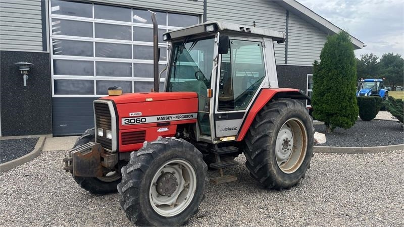 Massey Ferguson 3060 Med turbo - 장궤형 트랙터 : 사진 2 Massey Ferguson 3060 Med turbo - 장궤형 트랙터 : 사진 2