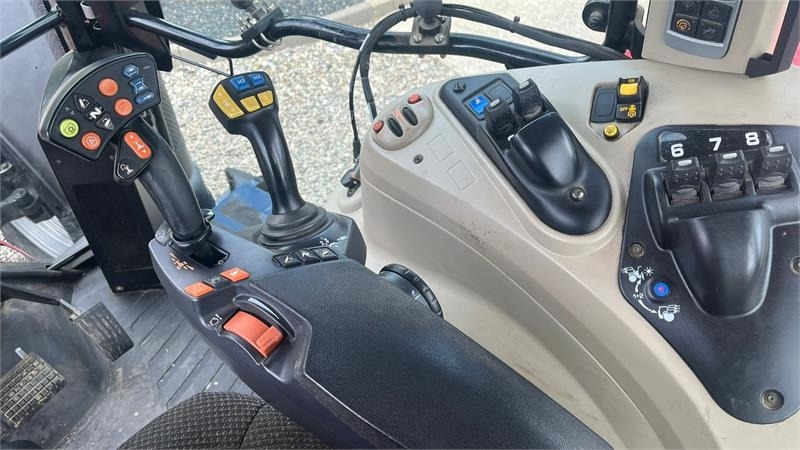 장궤형 트랙터 Massey Ferguson 7726 S DynaVT Med frontlift : 사진 9