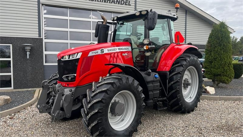 Massey Ferguson 7726 S DynaVT Med frontlift - 장궤형 트랙터 : 사진 2 Massey Ferguson 7726 S DynaVT Med frontlift - 장궤형 트랙터 : 사진 2