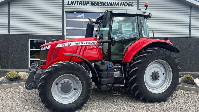Massey Ferguson 7726 S DynaVT Med frontlift - 장궤형 트랙터 : 사진 1 Massey Ferguson 7726 S DynaVT Med frontlift - 장궤형 트랙터 : 사진 1