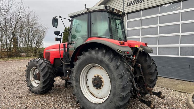 Massey Ferguson 8250 Powercontrol - 장궤형 트랙터 : 사진 3 Massey Ferguson 8250 Powercontrol - 장궤형 트랙터 : 사진 3