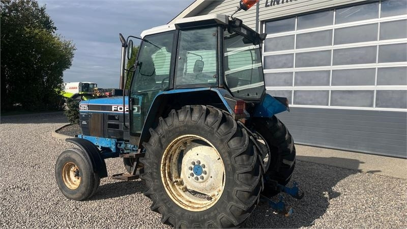 New Holland 5640 SL Dualpower  - 장궤형 트랙터 : 사진 3 New Holland 5640 SL Dualpower  - 장궤형 트랙터 : 사진 3
