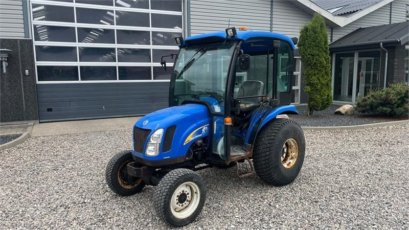 New Holland TC35DA - 장궤형 트랙터 : 사진 2 New Holland TC35DA - 장궤형 트랙터 : 사진 2