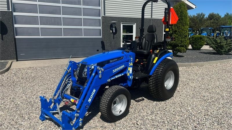 Solis H26 HST Turfdæk og Frontlæsser - 장궤형 트랙터 : 사진 2 Solis H26 HST Turfdæk og Frontlæsser - 장궤형 트랙터 : 사진 2