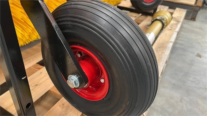 Thyregod TK 1600 PTO, med hydraulisk sving. - 빗자루 : 사진 3 Thyregod TK 1600 PTO, med hydraulisk sving. - 빗자루 : 사진 3