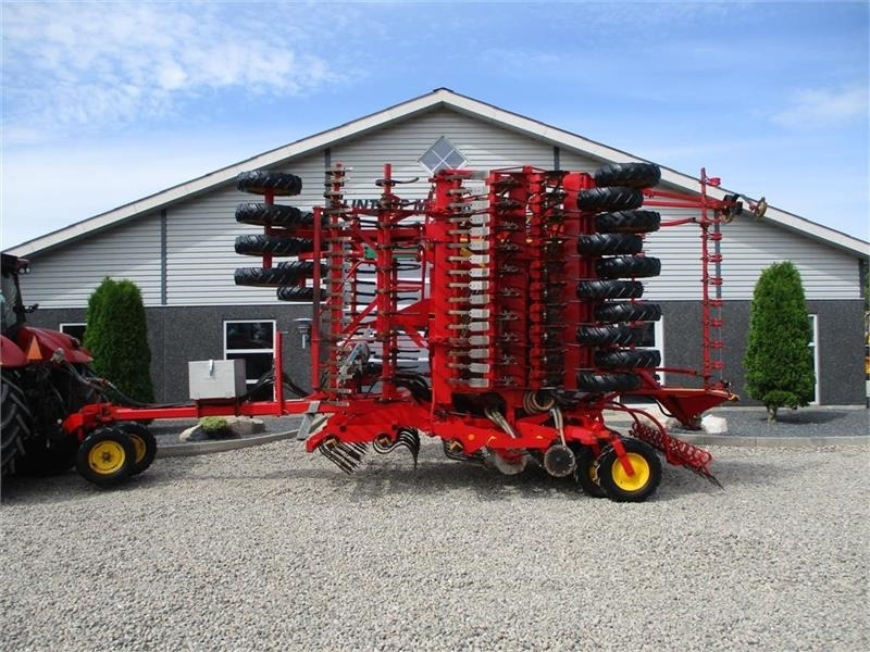 Vaderstad Rapid A800 S med fylde snegl, stor såsæt til små p - 파종기 : 사진 1 Vaderstad Rapid A800 S med fylde snegl, stor såsæt til små p - 파종기 : 사진 1