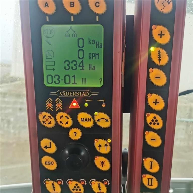 Vaderstad Rapid A800 S med fylde snegl, stor såsæt til små p - 파종기 : 사진 3 Vaderstad Rapid A800 S med fylde snegl, stor såsæt til små p - 파종기 : 사진 3