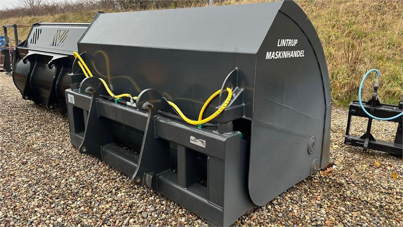 Volvo 5m3 Rauakoda Højtip skovl Rauakoda 5m3 højtip skov - 농업용 기계 : 사진 1 Volvo 5m3 Rauakoda Højtip skovl Rauakoda 5m3 højtip skov - 농업용 기계 : 사진 1