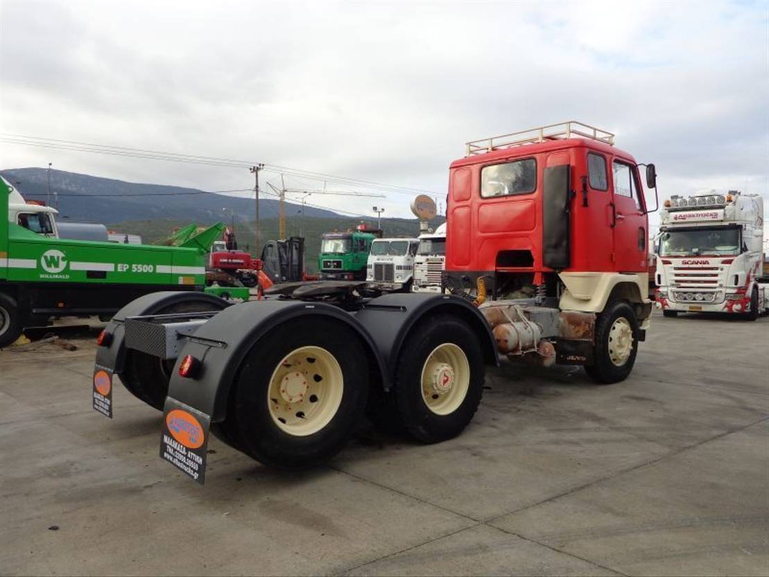 Volvo F 89 VOLVO F89 (6X2) - 트랙터 유닛 : 사진 4 Volvo F 89 VOLVO F89 (6X2) - 트랙터 유닛 : 사진 4