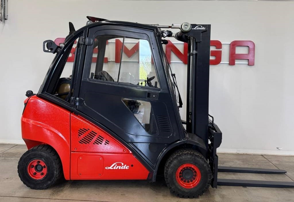 Linde 10768 H20T-02/600 - LPG 지게차 : 사진 2 Linde 10768 H20T-02/600 - LPG 지게차 : 사진 2