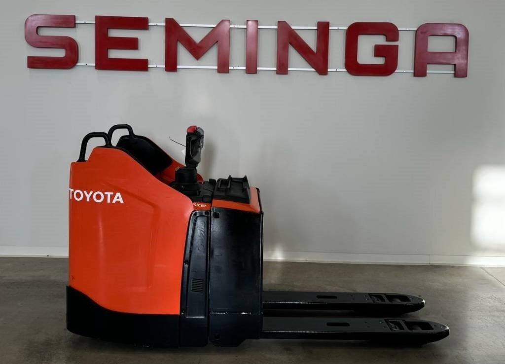 Toyota 10545 LPE200 - 팔레트 트럭 : 사진 2 Toyota 10545 LPE200 - 팔레트 트럭 : 사진 2