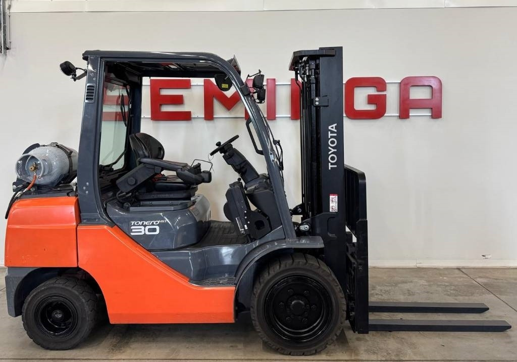 Toyota 10949 06-8FG30F - LPG 지게차 : 사진 2 Toyota 10949 06-8FG30F - LPG 지게차 : 사진 2