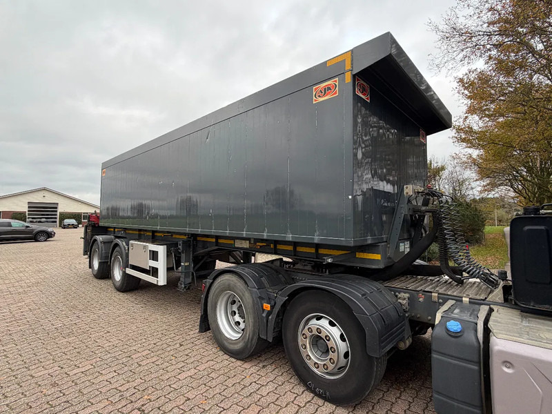 AJK KRAANTRAILER MET RADIO REMOTE VOOR ZAND!! - 덤프 세미 트레일러 : 사진 5 AJK KRAANTRAILER MET RADIO REMOTE VOOR ZAND!! - 덤프 세미 트레일러 : 사진 5