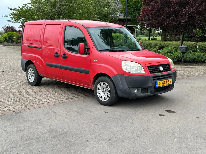 Fiat Doblò 1.9 JTD LANG Airco/Klima schuifdeur EXPORT! - 소형 밴 : 사진 1 Fiat Doblò 1.9 JTD LANG Airco/Klima schuifdeur EXPORT! - 소형 밴 : 사진 1