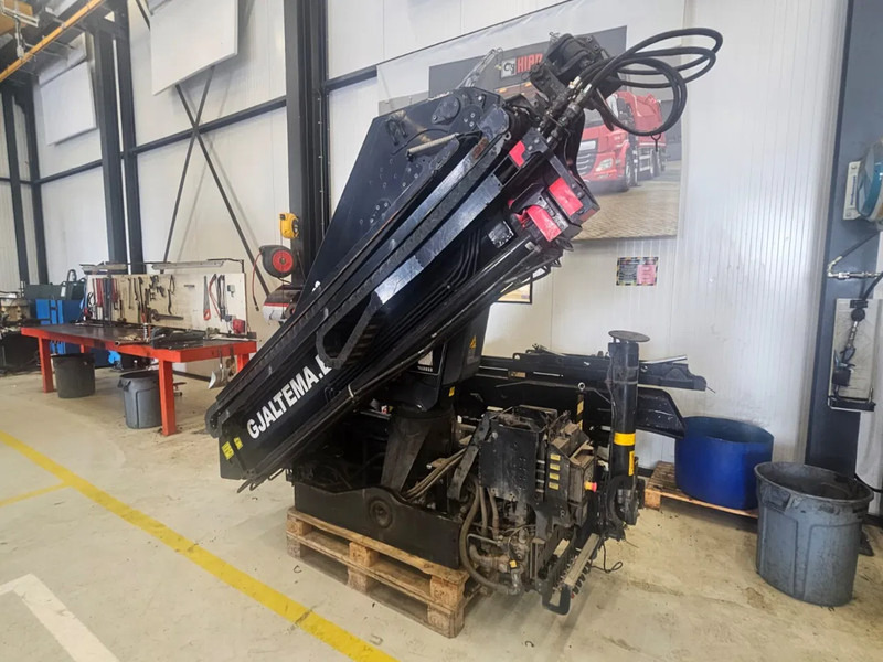 Hiab 23 tm hiab with radio remote - 크레인 붐 : 사진 3 Hiab 23 tm hiab with radio remote - 크레인 붐 : 사진 3