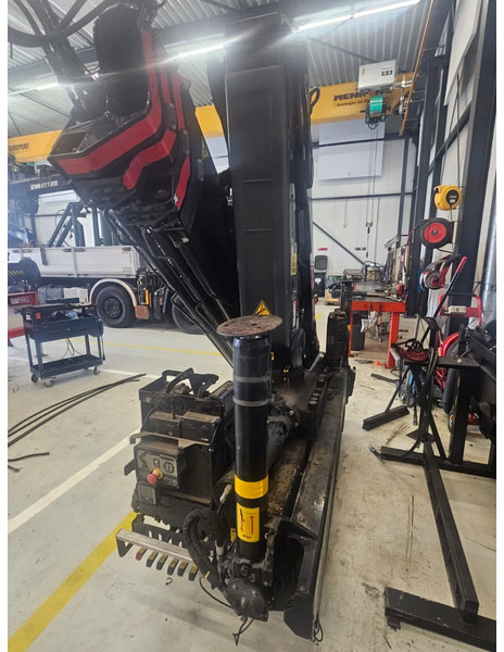 Hiab 23 tm hiab with radio remote - 크레인 붐 : 사진 5 Hiab 23 tm hiab with radio remote - 크레인 붐 : 사진 5