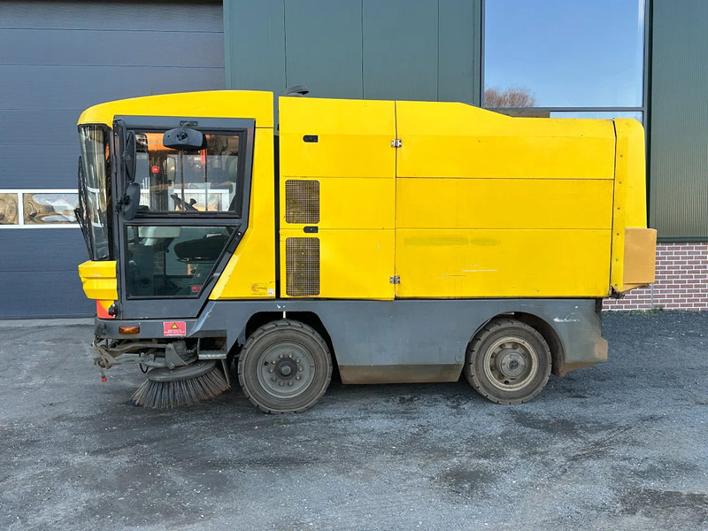 Ravo 530 VEEGMACHINE/SWEEPER!! - 거리 청소 차량 : 사진 2 Ravo 530 VEEGMACHINE/SWEEPER!! - 거리 청소 차량 : 사진 2
