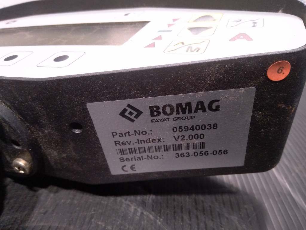 Bomag BM2000-75 - - 대시보드 건설기계 용 : 사진 4 Bomag BM2000-75 - - 대시보드 건설기계 용 : 사진 4