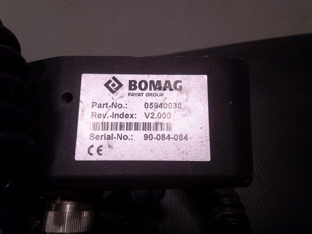 Bomag BM2000-75 - - 대시보드 건설기계 용 : 사진 4 Bomag BM2000-75 - - 대시보드 건설기계 용 : 사진 4