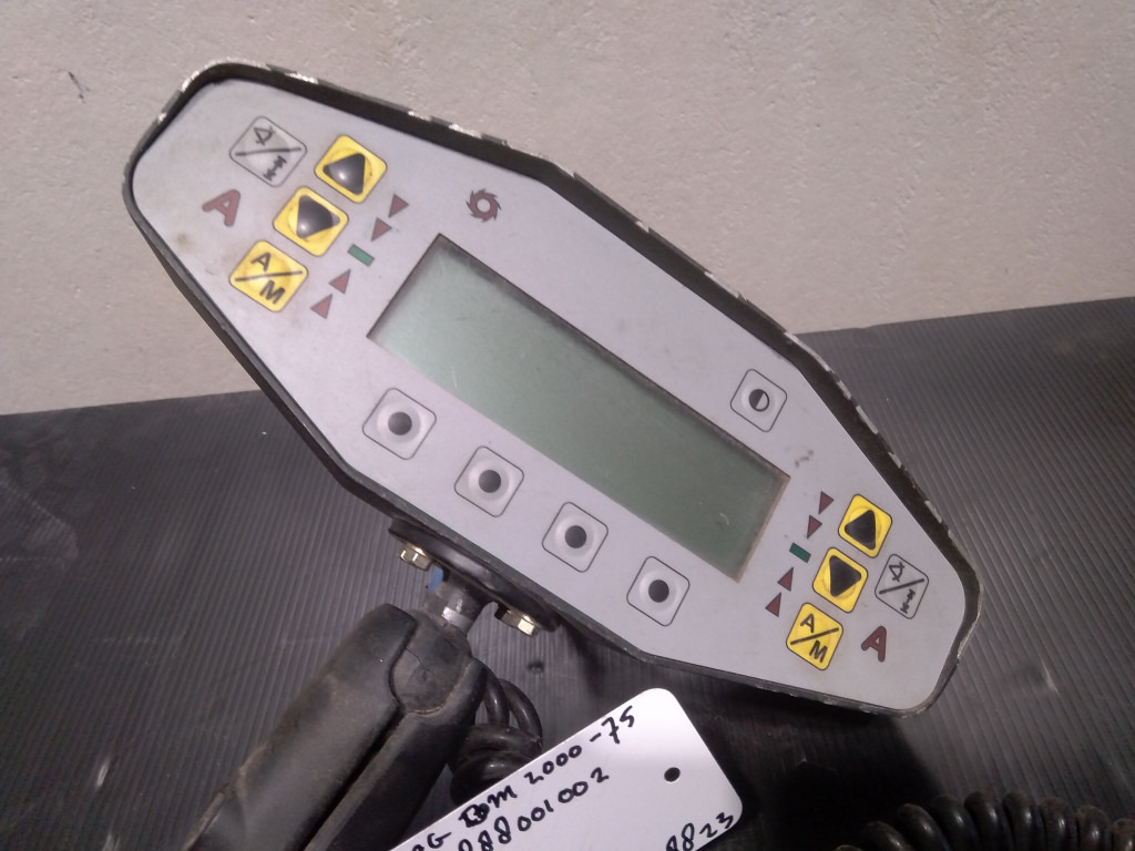 Bomag BM2000-75 - - 대시보드 건설기계 용 : 사진 2 Bomag BM2000-75 - - 대시보드 건설기계 용 : 사진 2