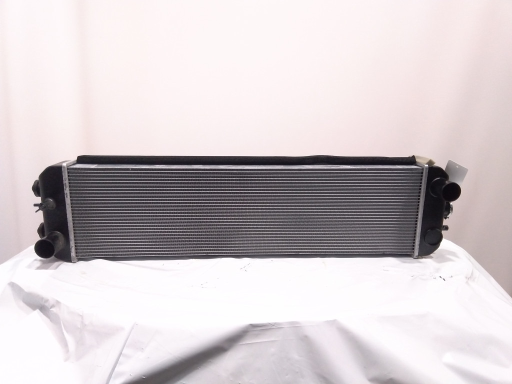Case KMH13722 - KMH13724 - 라디에이터 건설기계 용 : 사진 2 Case KMH13722 - KMH13724 - 라디에이터 건설기계 용 : 사진 2