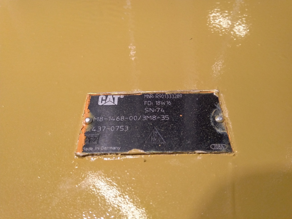 Caterpillar 4370753 - M8-1468-00/3M8-35 - 유압 밸브 건설기계 용 : 사진 1 Caterpillar 4370753 - M8-1468-00/3M8-35 - 유압 밸브 건설기계 용 : 사진 1