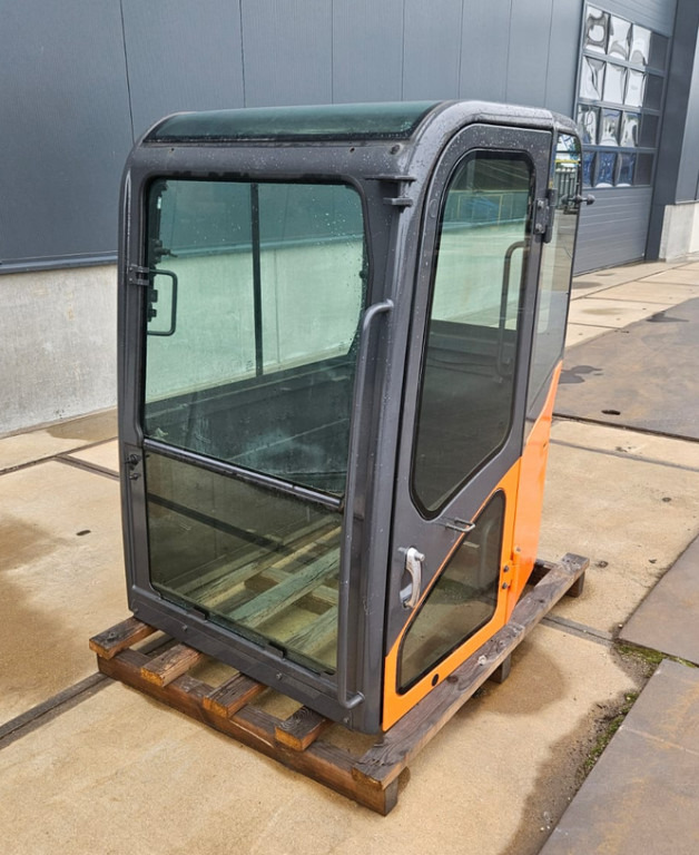 Doosan 220101-00070 - 220101-00070 - 운전실 건설기계 용 : 사진 2 Doosan 220101-00070 - 220101-00070 - 운전실 건설기계 용 : 사진 2