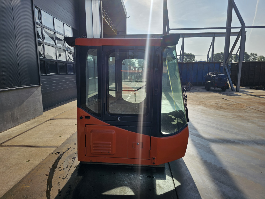 Doosan 220101-00071B - K1005556K - 운전실 건설기계 용 : 사진 4 Doosan 220101-00071B - K1005556K - 운전실 건설기계 용 : 사진 4