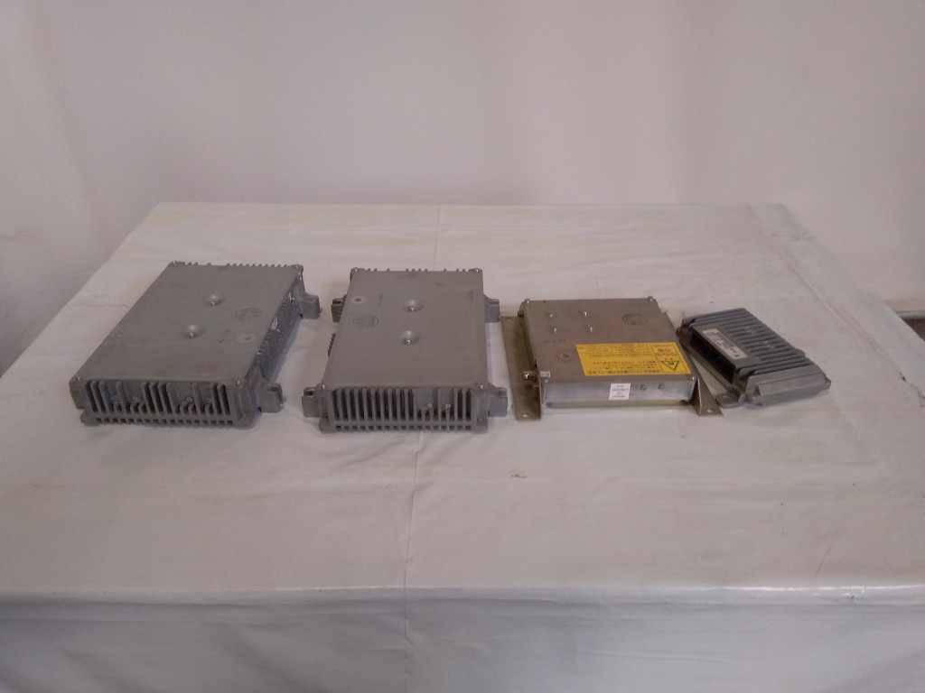 Hitachi 9266352 - ECU 건설기계 용 : 사진 1 Hitachi 9266352 - ECU 건설기계 용 : 사진 1