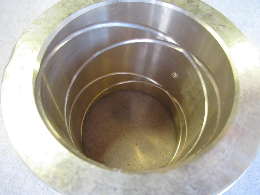 New Holland 1599587 - 피스톤/ 링/ 부싱 건설기계 용 : 사진 2 New Holland 1599587 - 피스톤/ 링/ 부싱 건설기계 용 : 사진 2