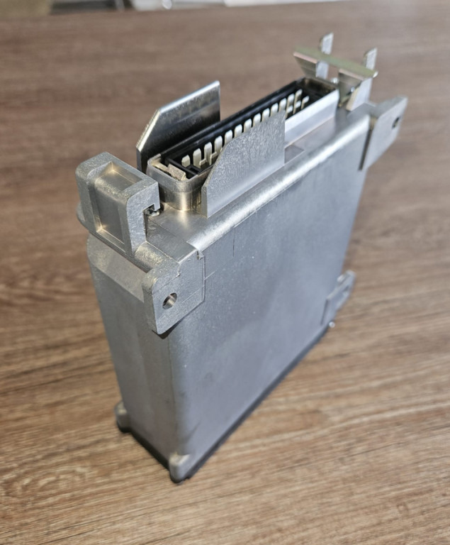 New Holland 6555859 - 3004050 - ECU 건설기계 용 : 사진 1 New Holland 6555859 - 3004050 - ECU 건설기계 용 : 사진 1