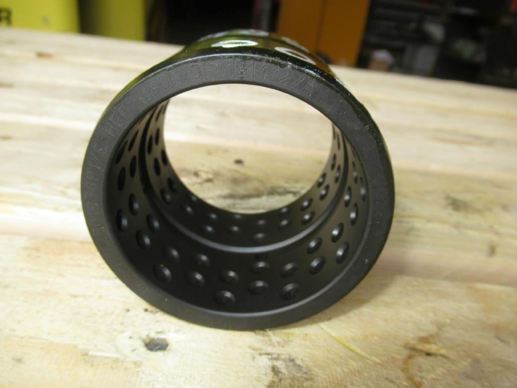 New Holland YN12B01836P1 - 피스톤/ 링/ 부싱 건설기계 용 : 사진 2 New Holland YN12B01836P1 - 피스톤/ 링/ 부싱 건설기계 용 : 사진 2