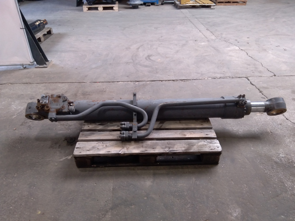Volvo SA114604990 - SA114607440 - 유압 실린더 건설기계 용 : 사진 1 Volvo SA114604990 - SA114607440 - 유압 실린더 건설기계 용 : 사진 1