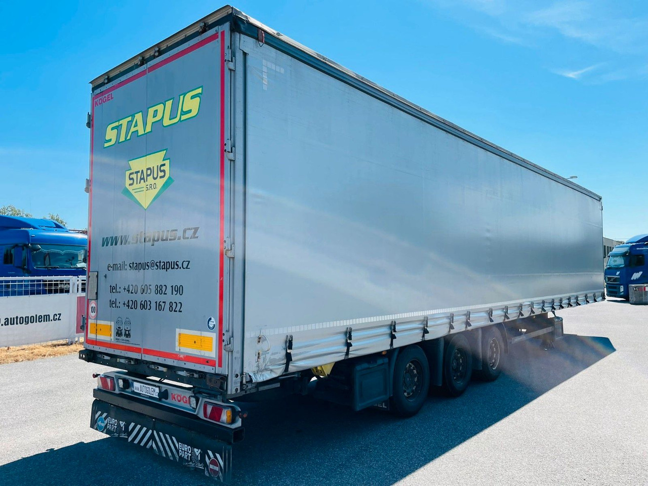 Kögel SN24 C3V - 커튼사이더 세미 트레일러 : 사진 3 Kögel SN24 C3V - 커튼사이더 세미 트레일러 : 사진 3