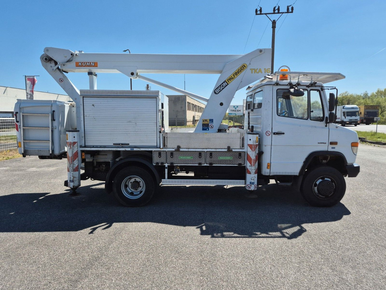 Mercedes-Benz Vario 816 work platform - 트럭 탑재 고가작업 플랫폼 : 사진 3 Mercedes-Benz Vario 816 work platform - 트럭 탑재 고가작업 플랫폼 : 사진 3