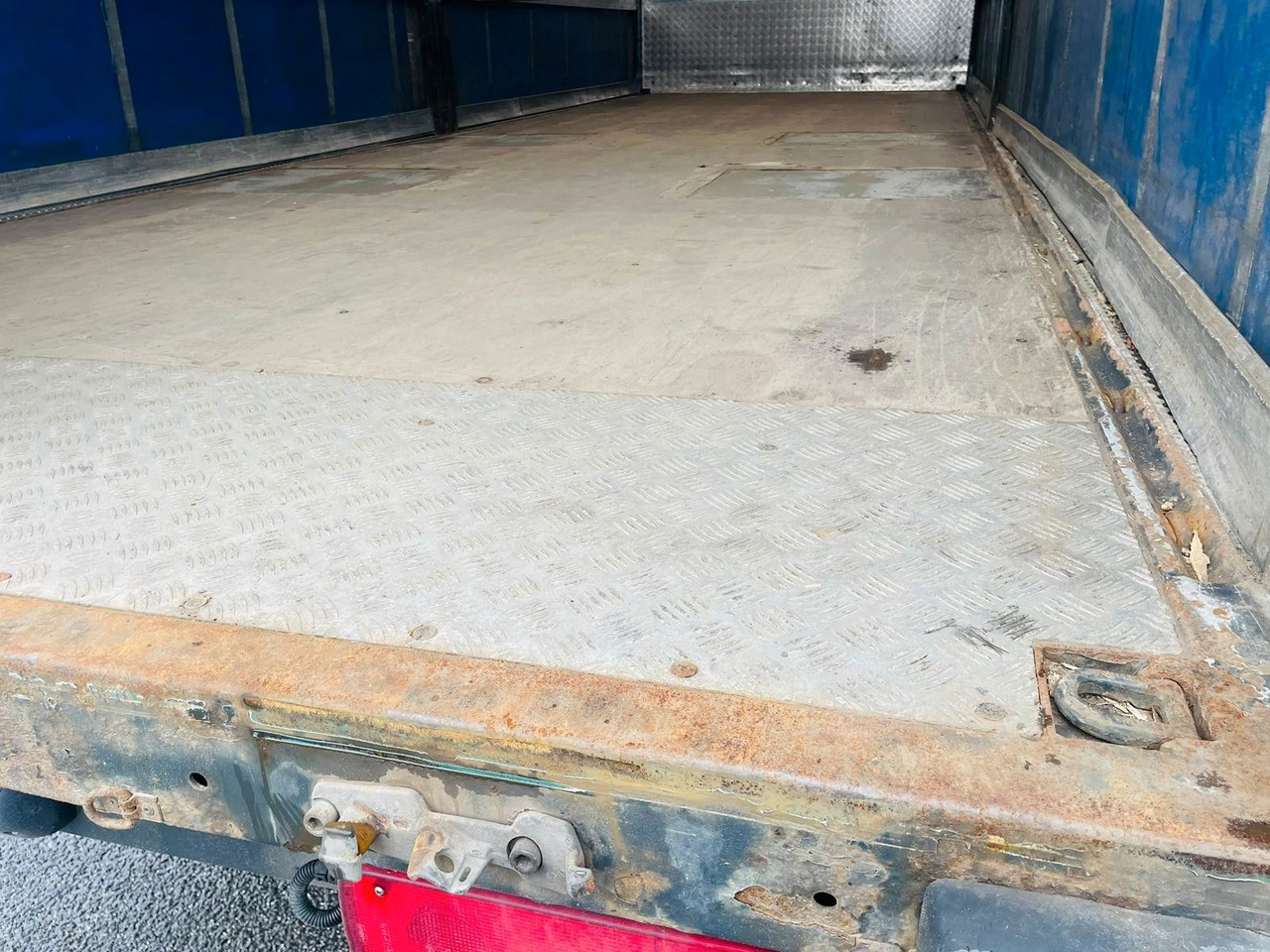 커튼사이더 트럭 Renault Premium 460 P6X2 EEV : 사진 12 커튼사이더 트럭 Renault Premium 460 P6X2 EEV : 사진 12