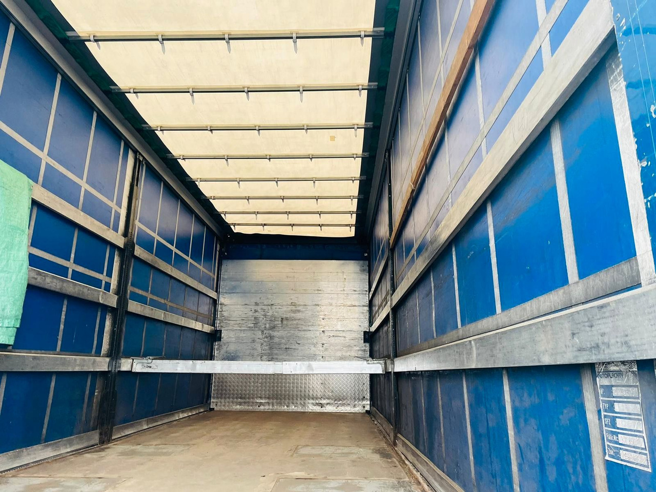 커튼사이더 트럭 Renault Premium 460 P6X2 EEV : 사진 10 커튼사이더 트럭 Renault Premium 460 P6X2 EEV : 사진 10