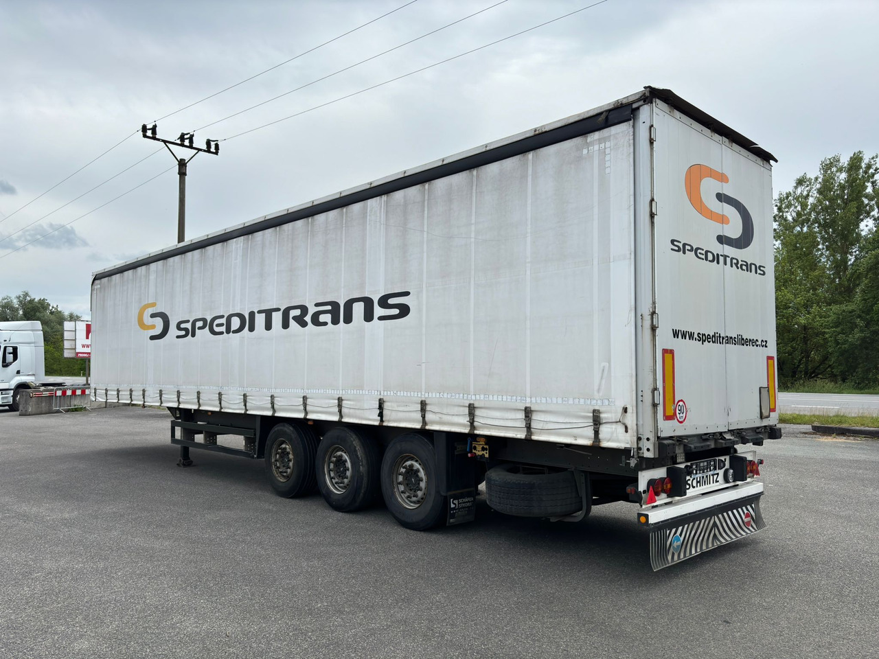 SCHMITZ SCS 24/L - 커튼사이더 세미 트레일러 : 사진 5 SCHMITZ SCS 24/L - 커튼사이더 세미 트레일러 : 사진 5