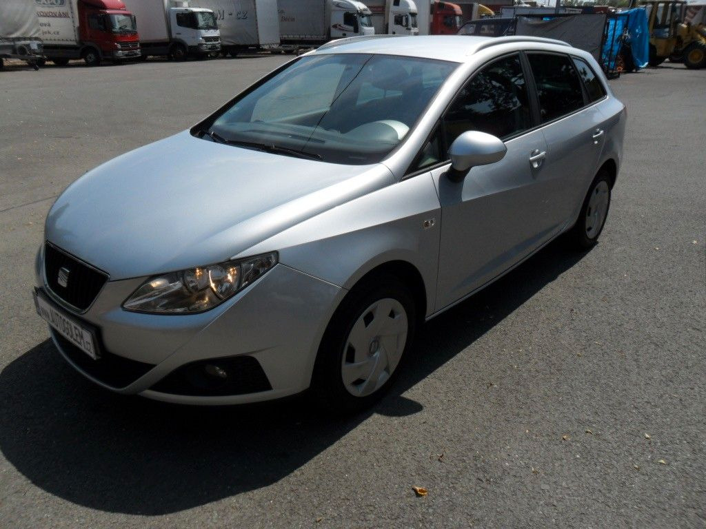Seat Ibiza ST Style - 스테이션 왜건 : 사진 1 Seat Ibiza ST Style - 스테이션 왜건 : 사진 1