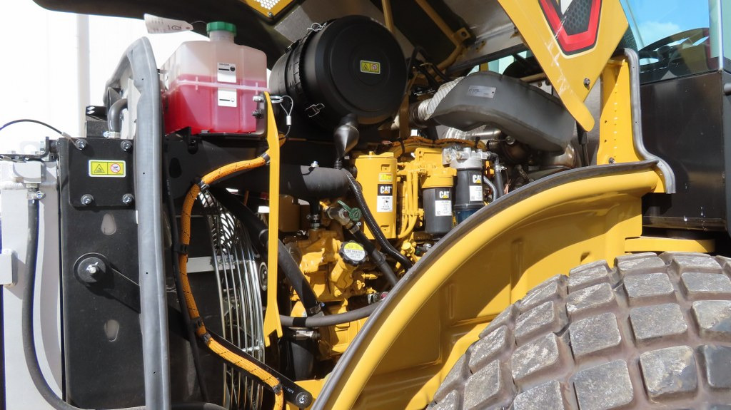리스  Caterpillar CS13 Caterpillar CS13 : 사진 9