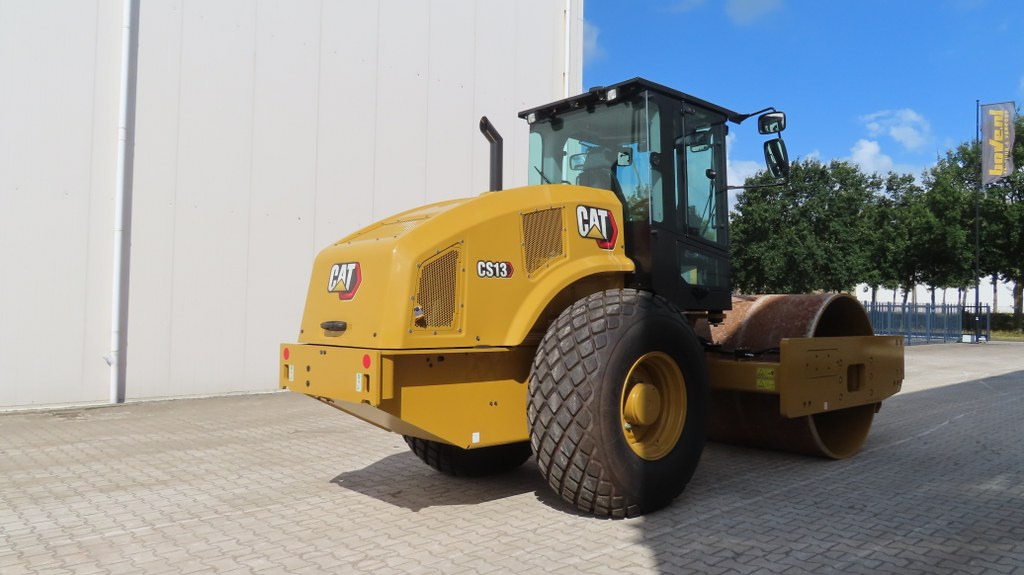 Caterpillar CS66B - 압축기 : 사진 2 Caterpillar CS66B - 압축기 : 사진 2