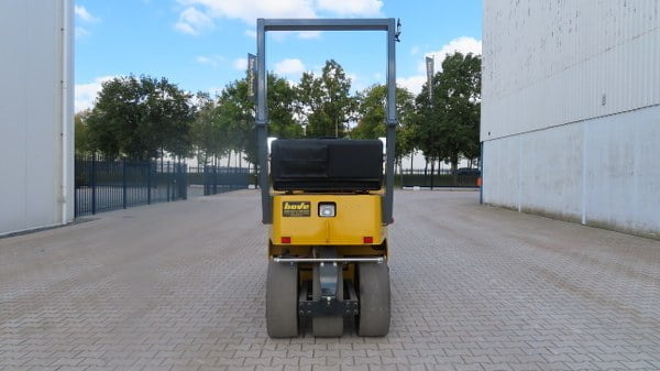 Sakai TS 160-2 - 공압 롤러 : 사진 3 Sakai TS 160-2 - 공압 롤러 : 사진 3
