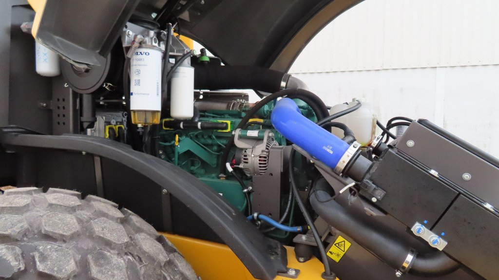 압축기 Volvo SD 135 B : 사진 11